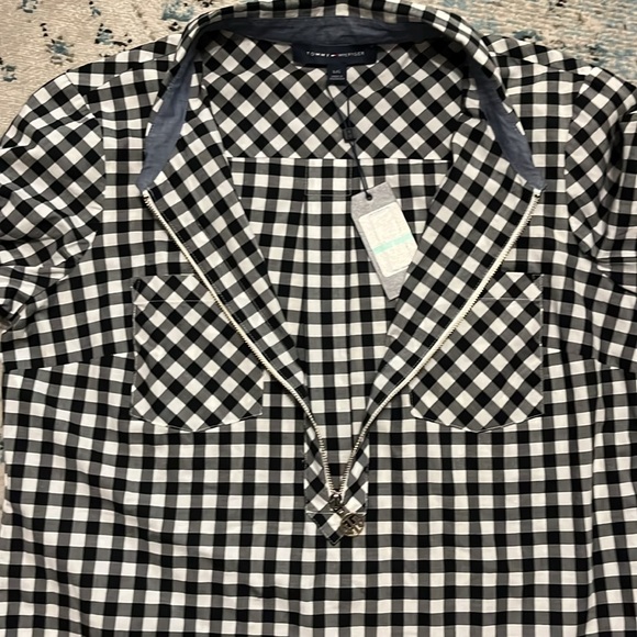 NWT Tommy Hilfiger Black & White Half Zip Top - Picture 14 of 16